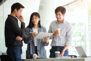 Mieux-être au travail : et si la VAE était la clé de votre équilibre ?