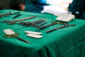 Désinfection du matériel médical : ces protocoles transforment la sécurité sanitaire